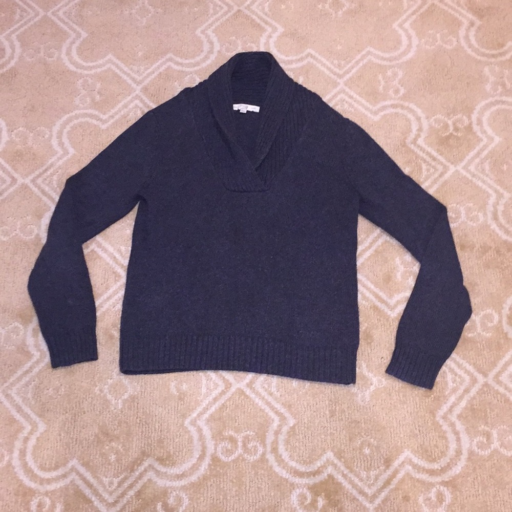 Grey sweater